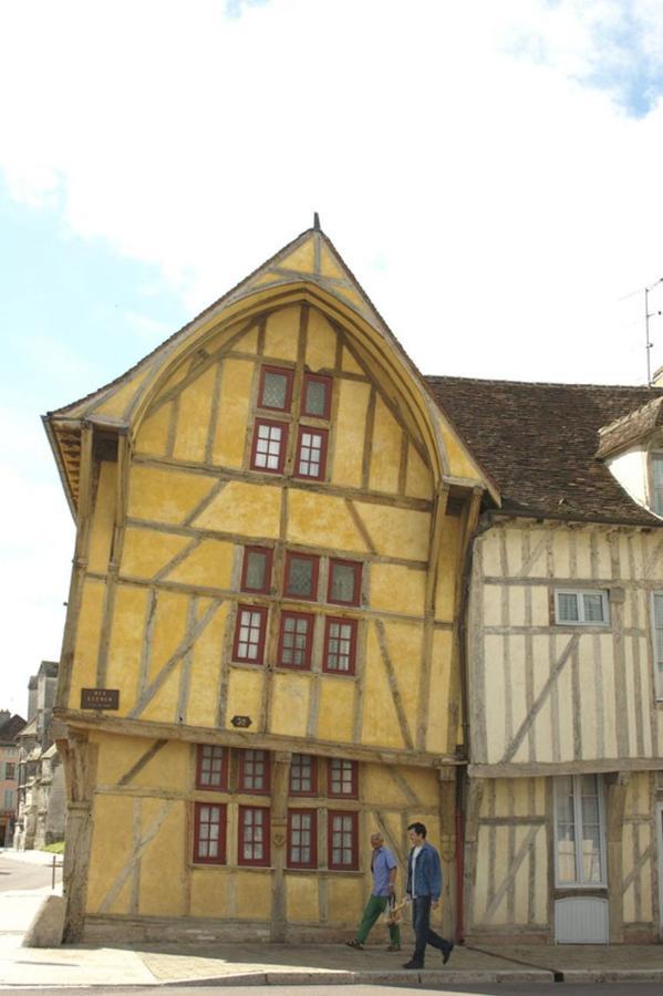 Appartement Au Coeur De Troyes Exteriér fotografie